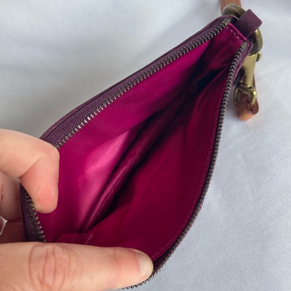 Coach clutch - Picture 7 of 9